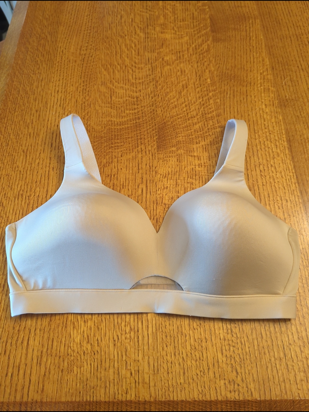 Cacique │Comfort Bliss │Beige │ Lightly Lined │ No Wire │40DD│ Bra